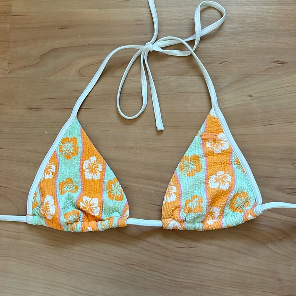 Roxy bikini top